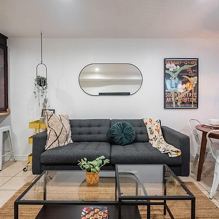 Basement Suite With Private Patio In Davenport Toronto Exterior photo
